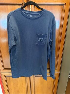 Vineyard Vines Navy Long-Sleeve Pocket Tee with weathered Whale Logo